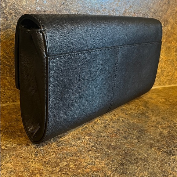 NEW Calvin Klein Cindy Saffiano Clutch Shoulder Bag — Black 🖤 - Picture 7 of 12